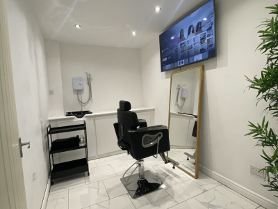 Chic Beauty Room for Rent in Birmingham Your Haven for Glamorous Transformation