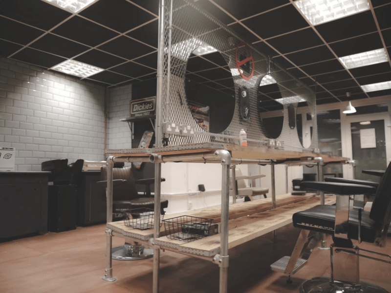 Rent a Barber Chair with Competitive Rates in L1 Liverpool City Centre