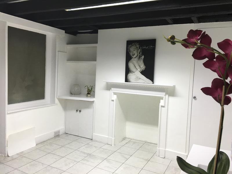 "Heart of Covent Garden: Spacious Treatment/Therapy Room Available"