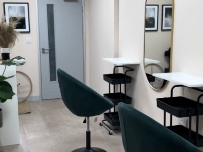 Rent Your Hairstylist Chair in a Stunning Studio Space 24/7 | Earlsfield/Tooting
