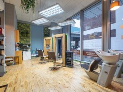 Beauty room to rent in a well established salon
