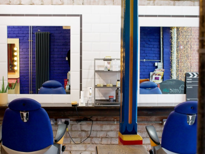 Join the Buzz: Rent Barber Chairs in our Lively Salon!