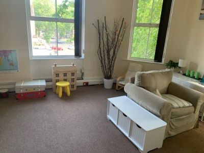 GREAT Location and Rooms available - ideal for hairdressing, aesthetics/ medical clinic, osteopathy and other wellness offering