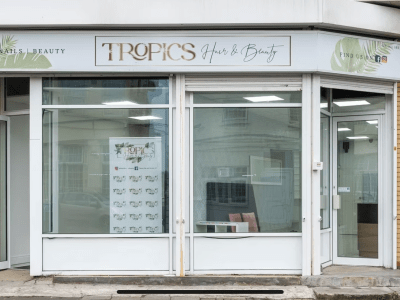 Rent Your Perfect Nail Tech Haven: Space Available Now!