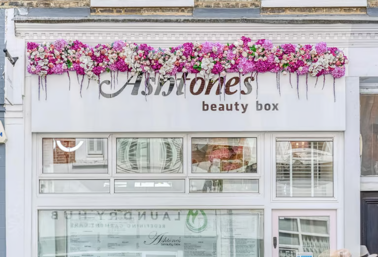 LASH Room Start £50 per day to rent @ Ashtone’s Beauty Box