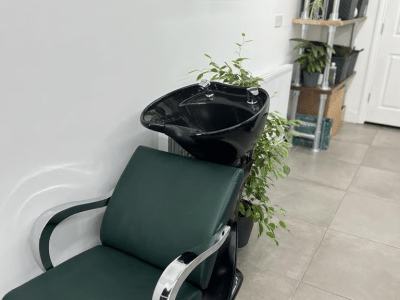 BEAUTIFUL THERAPY ROOM TO RENT for Lash/ Brow beauty