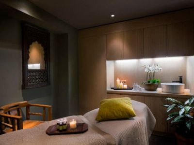 Beautiful spa, 3 rooms & Waiting area, in the heart of Hampstead Village