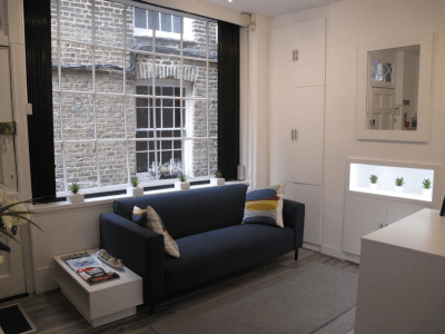 Heart of Covent Garden: Rent Your Beauty/Clinic Room Today!