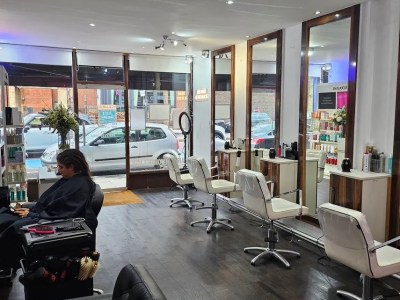 New beauty rooms to rent in Battersea
