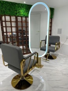 Rent a beauty nail station in multi service salon! - Walworth Road