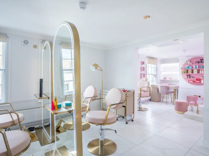 Bigger Treatment Room in Knightsbridge