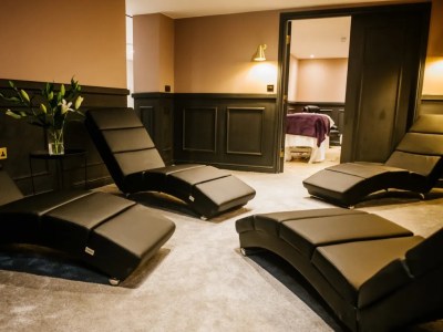 Rent Treatment Rooms at PURE Spa & Beauty | Ideal for Healthcare Professionals