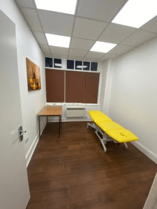 NEW treatment room in Medical Centre in the heart of Liverpool St