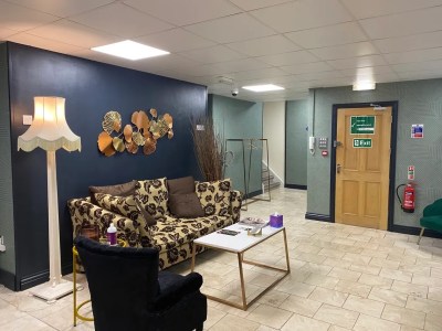 BEAUTY ROOMS IN CARDIFF CITY CENTRE
