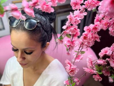 Lash bed, nail table and private beauty room to rent daily or per hour