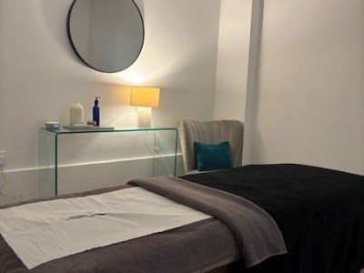 Spacious room available, premium location.